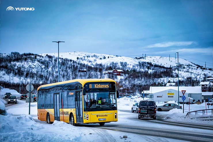 Haasteet puhtaiden akkusähköbussien toiminnassa arktisissa sääolosuhteissa