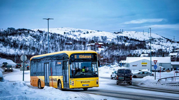 Haasteet puhtaiden akkusähköbussien toiminnassa arktisissa sääolosuhteissa